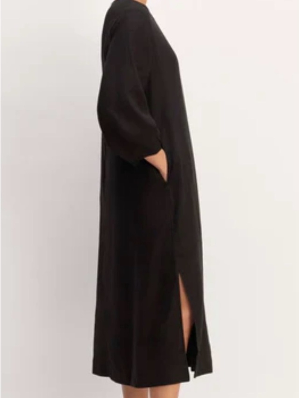 Everlane Black Midi Linen Shift Dress with Side Slit and Pockets